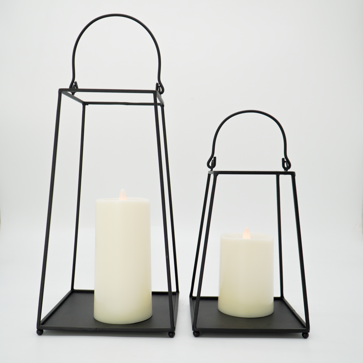 VIVIDA-PLASTIC,flameless LED Battery Operated  Candles with remote-IP44