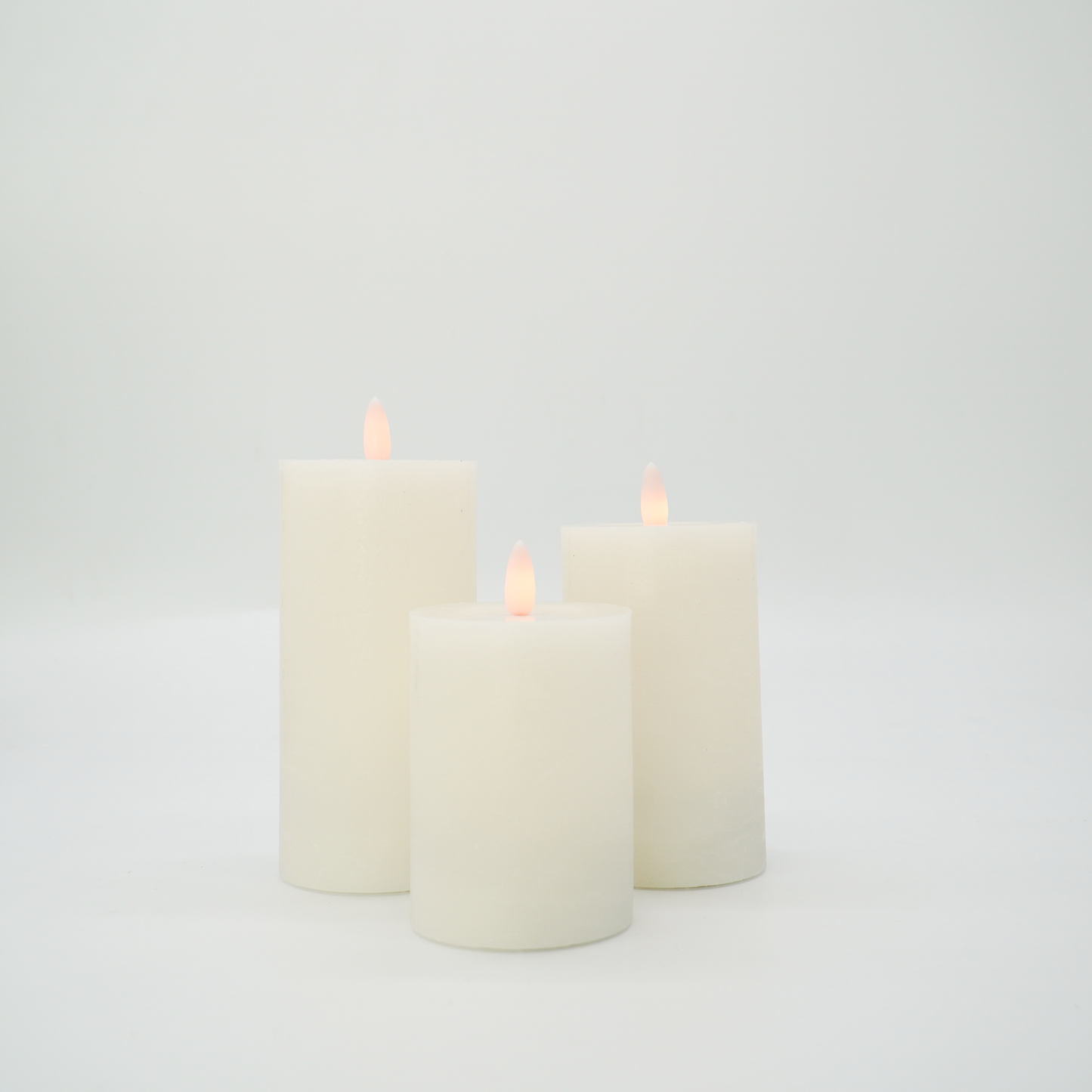VIVIDA-REAL WAX,flameless LED Battery Operated  Candles with remote-IP20