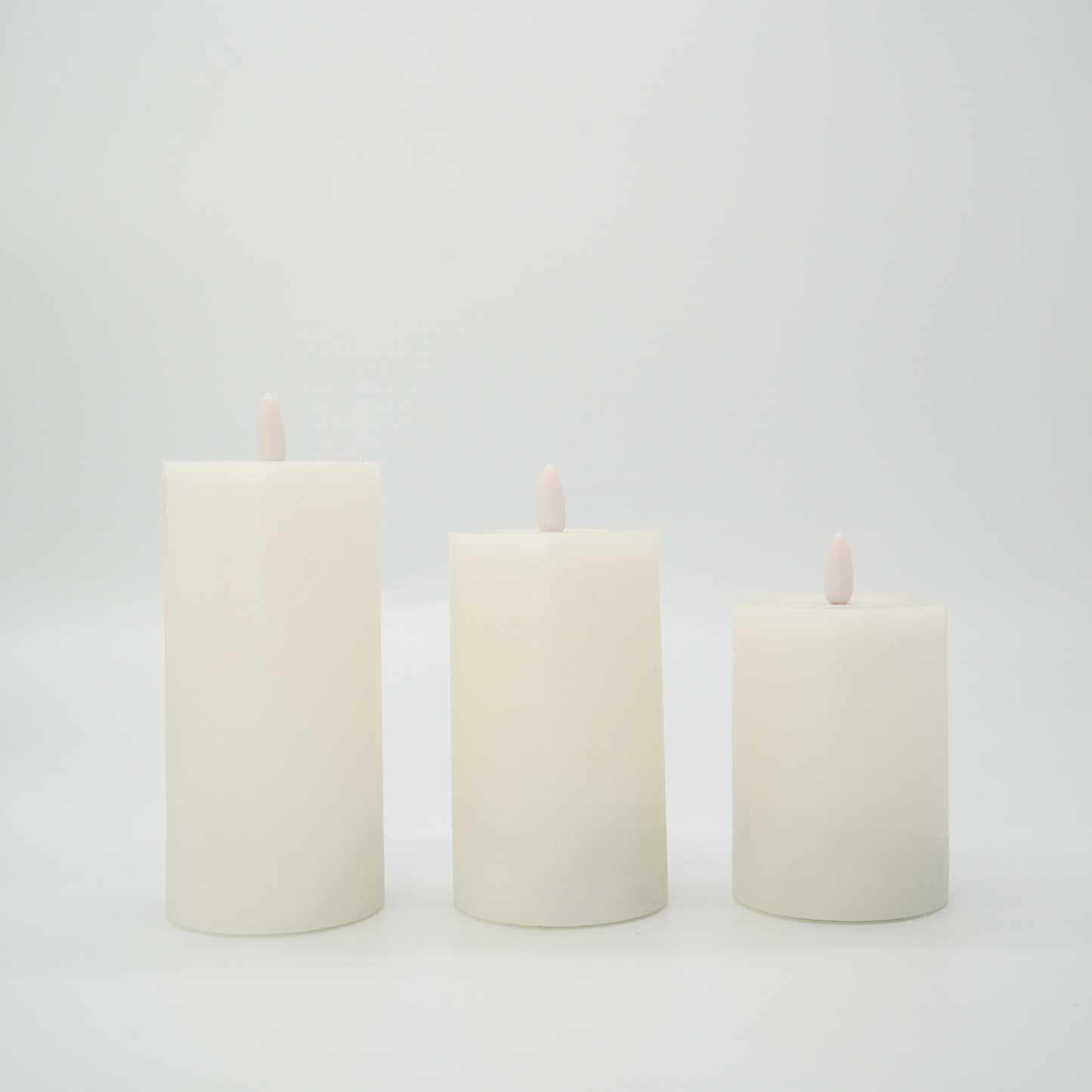 VIVIDA-REAL WAX,flameless LED Battery Operated  Candles with remote-IP20