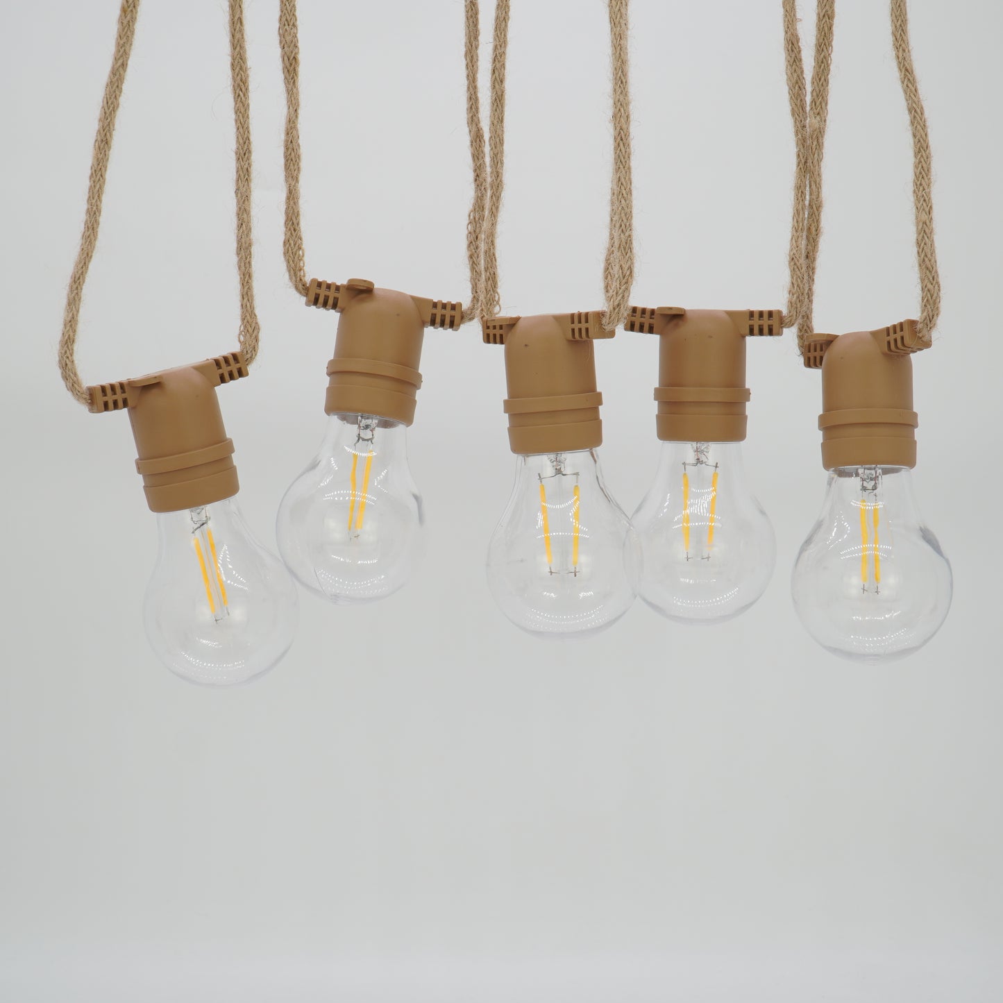 FULGOR-10L P27 LED bulb warm white string lights, IP44--Solar Linkable