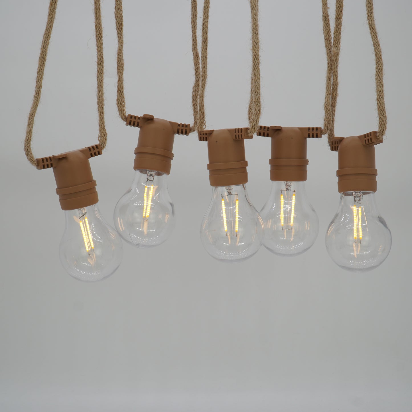 FULGOR-10L P27 LED bulb warm white string lights, IP44--Solar Linkable